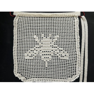 Bee Vintage Crochet Apron Bee Vintage Crochet Apron