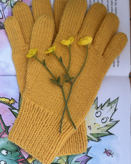 Sunbeams” - Handmade Knitted Wool and Acrylic Gloves
