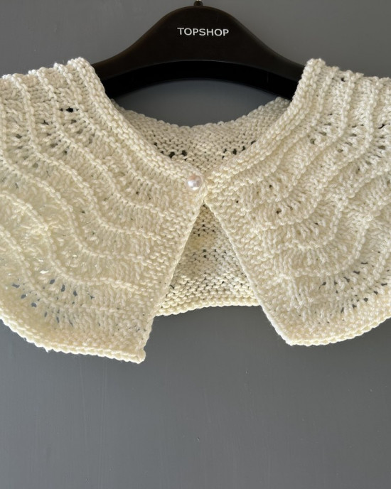 Knitted Collar “Sea Wave”