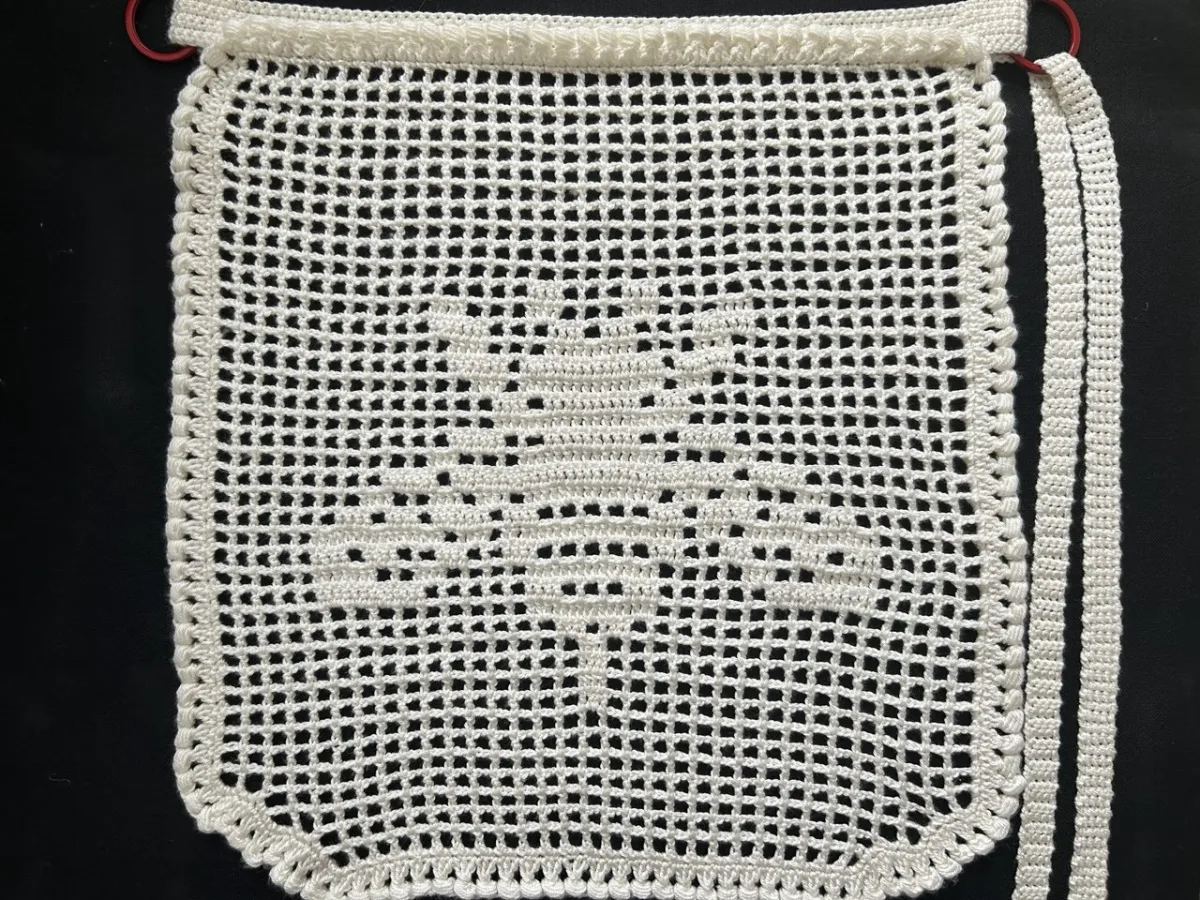 Bee Vintage Crochet Apron