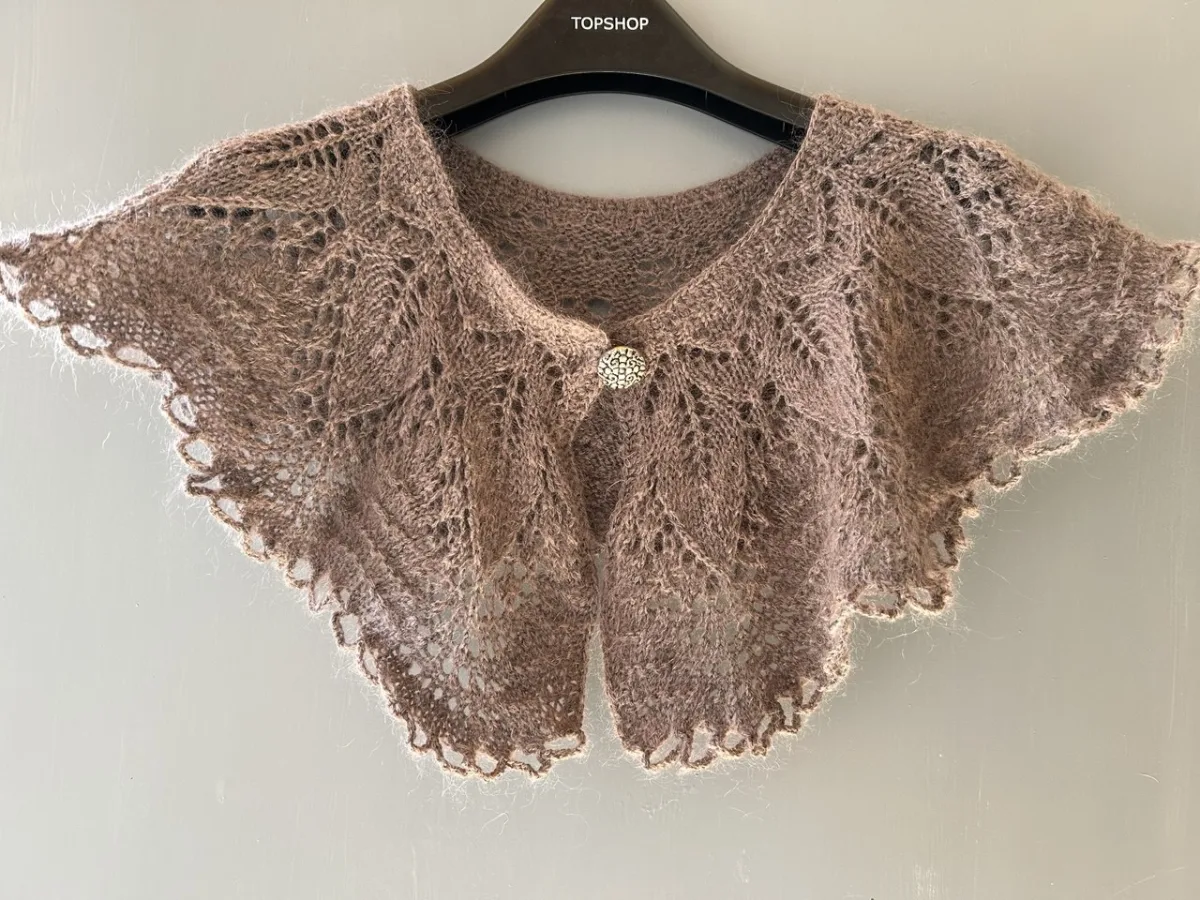 Lace Collar “Forest Haze”